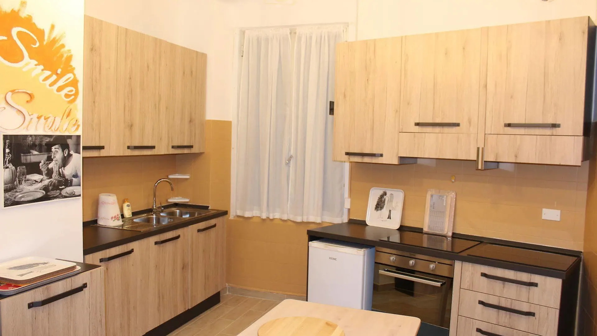 Victoria House Hostel Genoa