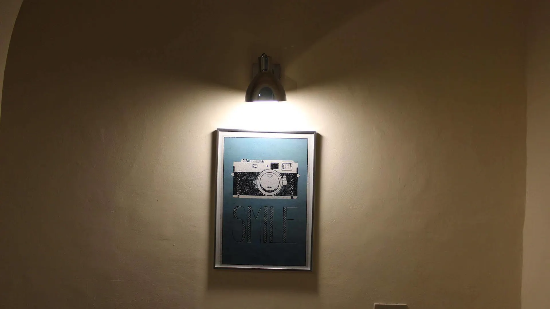 Victoria House Hostel Genoa Italy