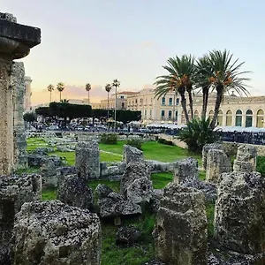https://la-medusa-dortigia.sicilyhotelsitaly.net